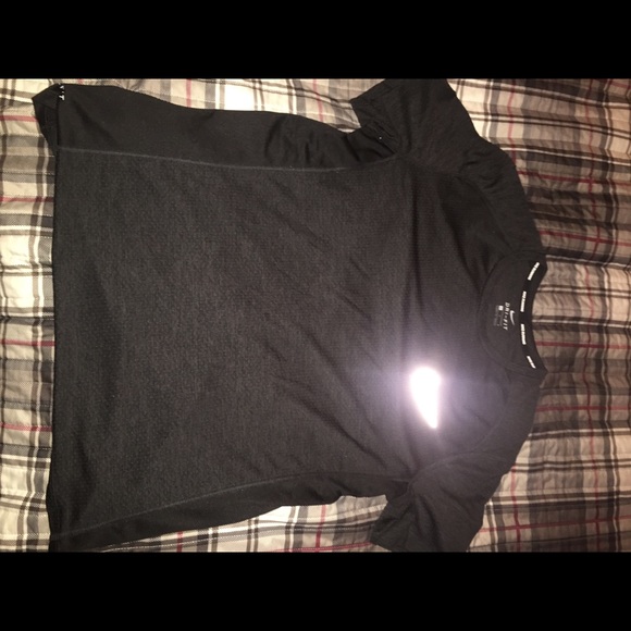 Nike Dri-Fit Men’s Large T-Shirts Black/Gray - Picture 3 of 4